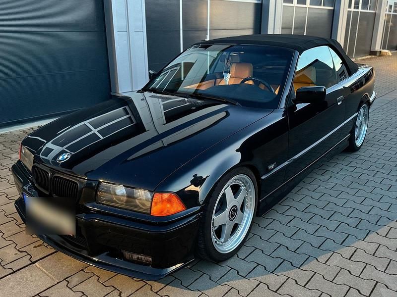 Schwarz Gebraucht 1997 BMW 320 Cabriolet Cabrio | 10.500 € (Etwas zu teuer) - Bild 1/4
