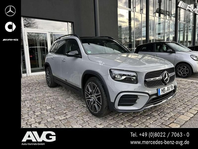Gebraucht Mercedes GLB220 Premium 190 PS (139 kW) 2026 Alpingrau uni SUV