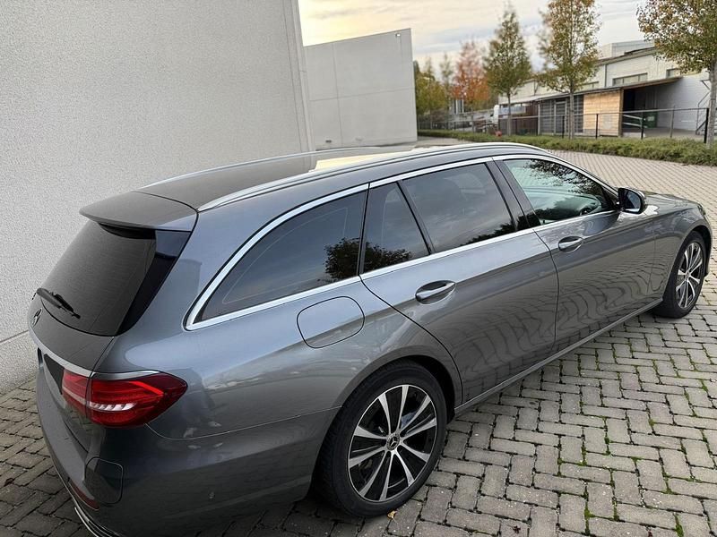 Gebraucht Mercedes E300 AMG line 310 PS (228 kW) 2020 Grau Kombi