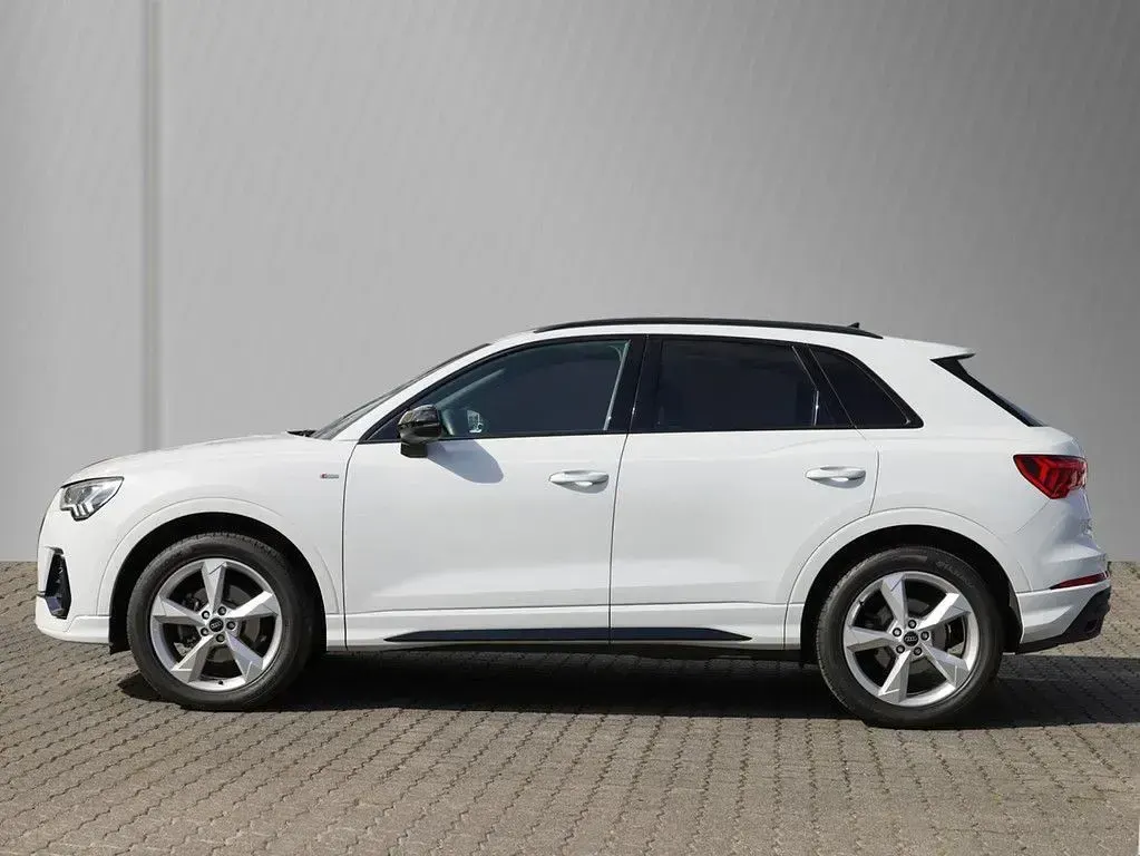 Gebraucht Audi Q3 S-Line 150 PS (110 kW) 2024 Gletscherweiß metallic SUV
