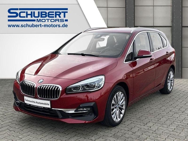 Rot Gebraucht 2019 BMW 218 Active Tourer Luxury Line Van / Kleinbus | 16.450 € (Guter Preis) - Bild 1/4