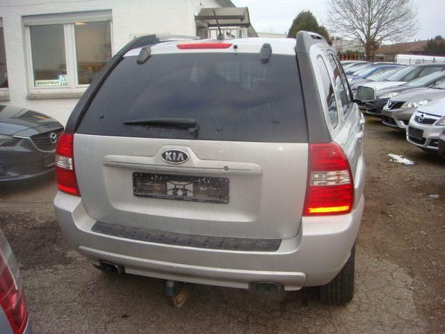 Gebraucht Kia Sportage 175 PS (128 kW) 2008 Silber SUV