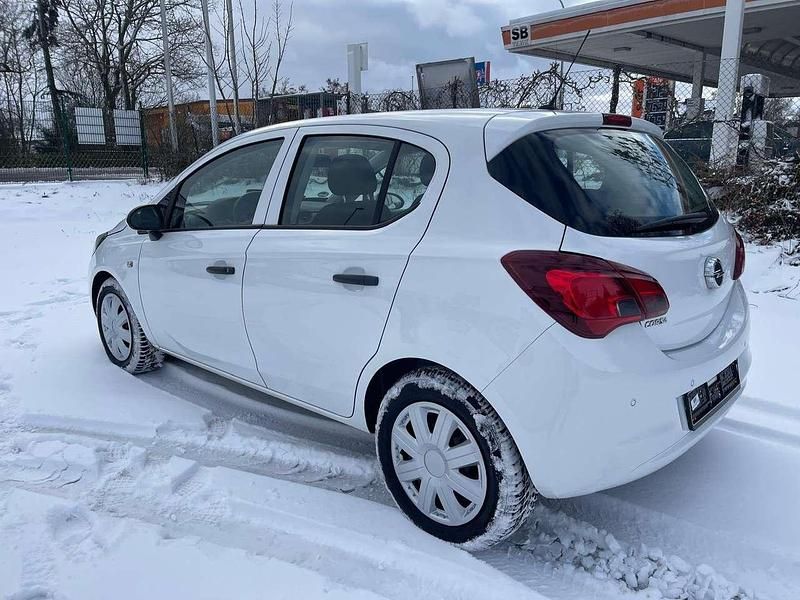 Gebraucht Opel Corsa Selection 69 PS (50 kW) 2017 Schneeweiss/summitwhite/arctic Kleinwagen
