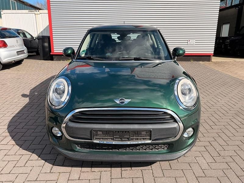 Used Mini ONE 102 HP (75 kW) 2017 Green Hatchback