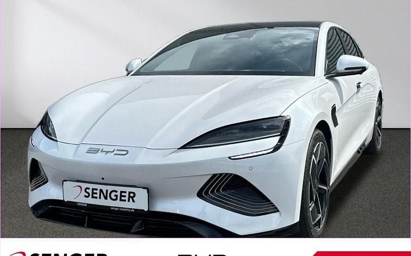 Neu BYD Seal Design 230 kW (313 PS) 2026 Polar white Limousine