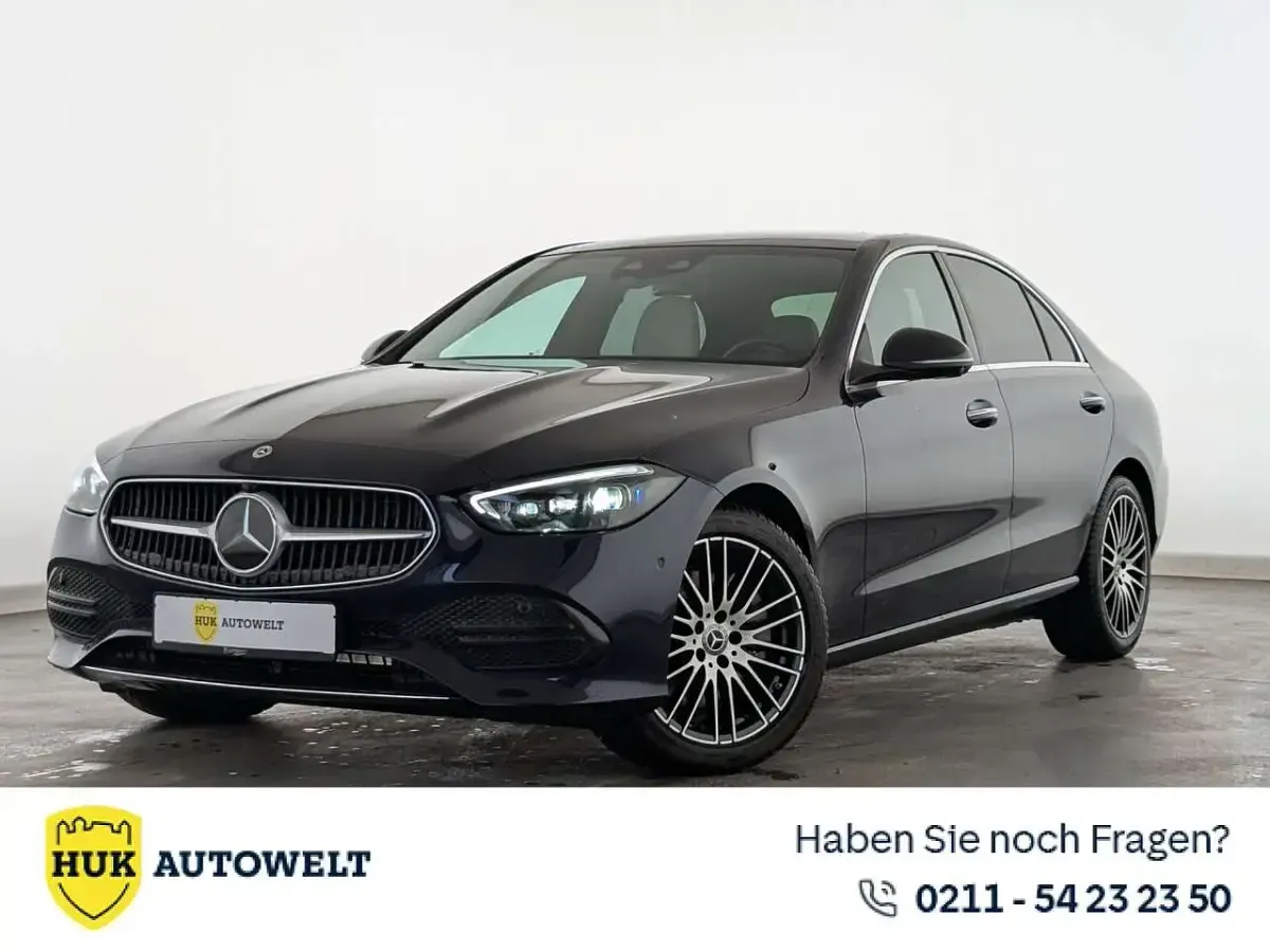 Gebraucht Mercedes C300 Avantgarde 258 PS (189 kW) 2022 Limousine