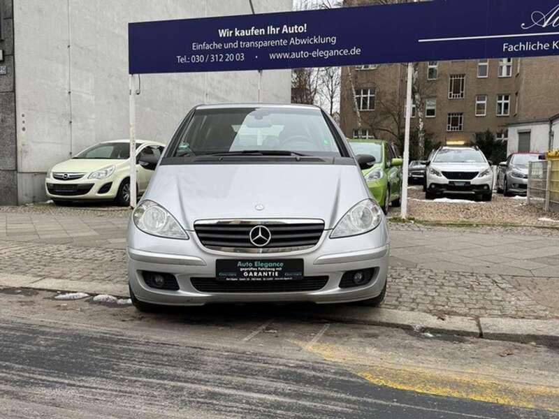 Silber Gebraucht 2006 Mercedes A150 Elegance Limousine | 3.190 € (Guter Preis) - Bild 1/4