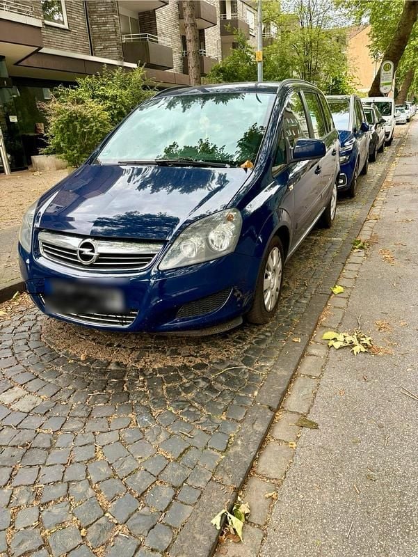 Blau Gebraucht 2013 Opel Zafira Van / Kleinbus | 2.450 € (Superpreis) - Bild 1/4