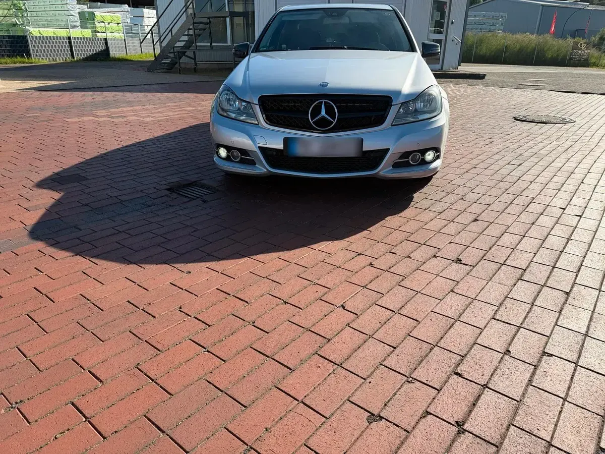 Gebraucht Mercedes 250 204 PS (150 kW) 2012 Silber Limousine