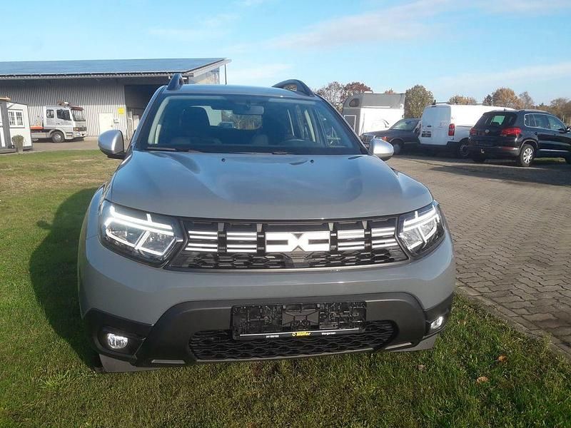 Gebraucht Dacia Duster Expression 116 PS (85 kW) 2024 Städtisches grau SUV