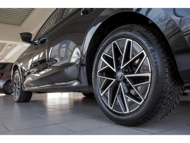 Gebraucht Skoda Octavia Selection 150 PS (110 kW) 2025 Schwarz Kombi