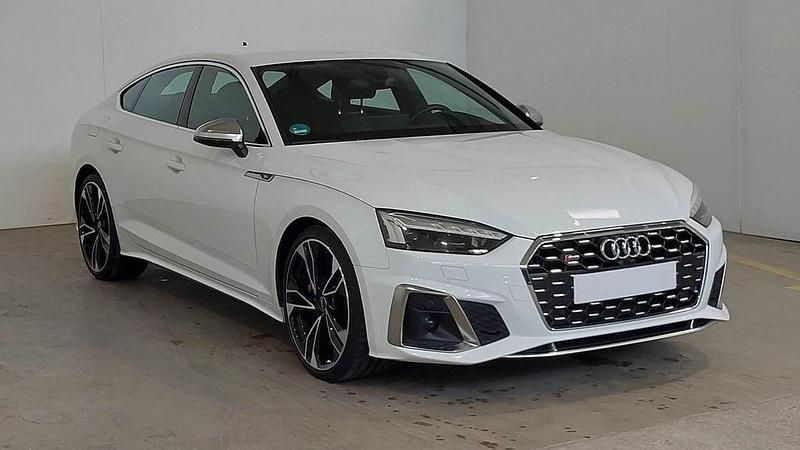 Gebraucht Audi S5 Sportback Ambiente 341 PS (250 kW) 2022 Ibisweiß Kleinwagen