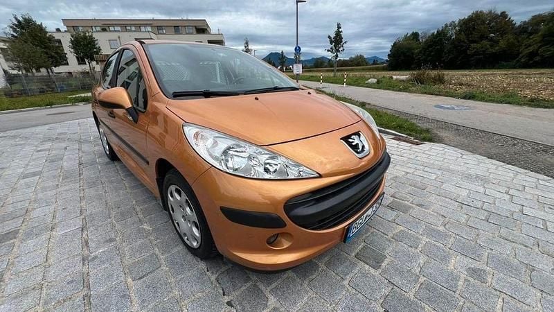 Gebraucht Peugeot 207 Filou 73 PS (53 kW) 2007 Orange Kombi
