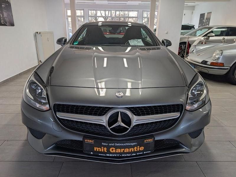 Gebraucht Mercedes SLC180 156 PS (114 kW) 2016 Grau Cabrio