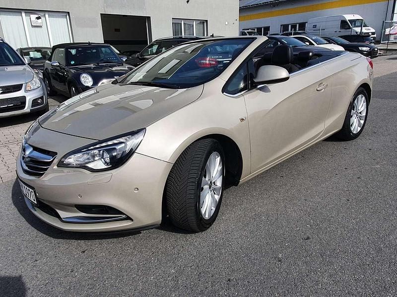 Gebraucht Opel Cascada Innovation 170 PS (125 kW) 2013 Beige silber Cabrio