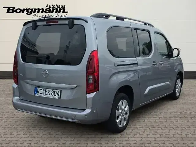Gebraucht Opel Combo Life Ultimate 131 PS (96 kW) 2023 Silber Kombi