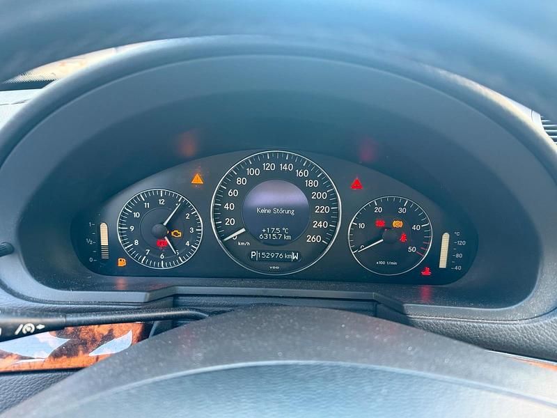 Gebraucht Mercedes E220 2003 Grau Limousine