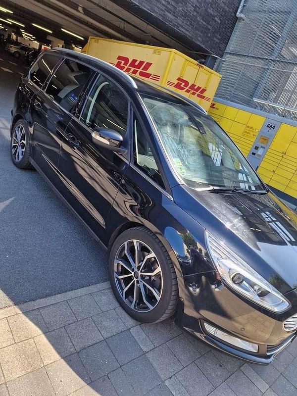 Gebraucht Ford Galaxy Titanium 209 PS (153 kW) 2015 Schwarz Van / Kleinbus