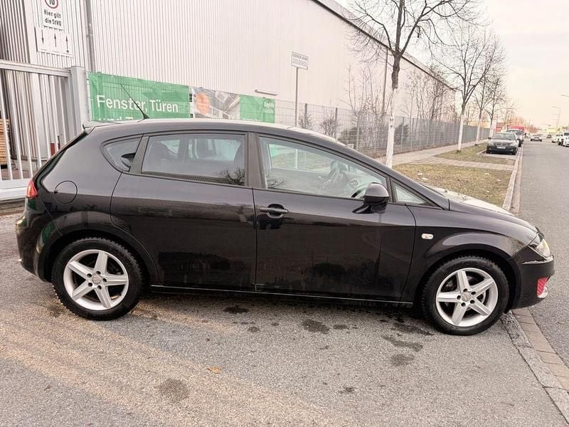 Gebraucht Seat Leon Reference 125 PS (91 kW) 2010 Schwarz Kleinwagen