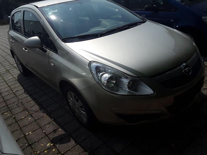 Silber Gebraucht 2006 Opel Corsa Edition Kleinwagen | 750 € (Superpreis) - Bild 1/4