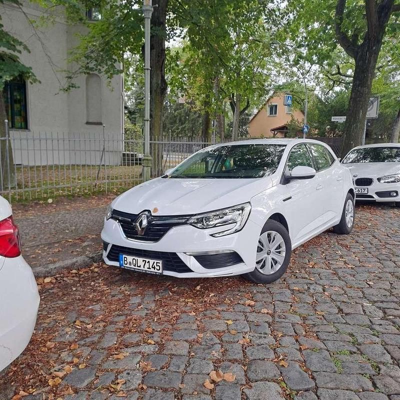Gebraucht 2016 Renault Mégane III Life Limousine | 8.500 € (Fairer Preis) - Bild 1/4