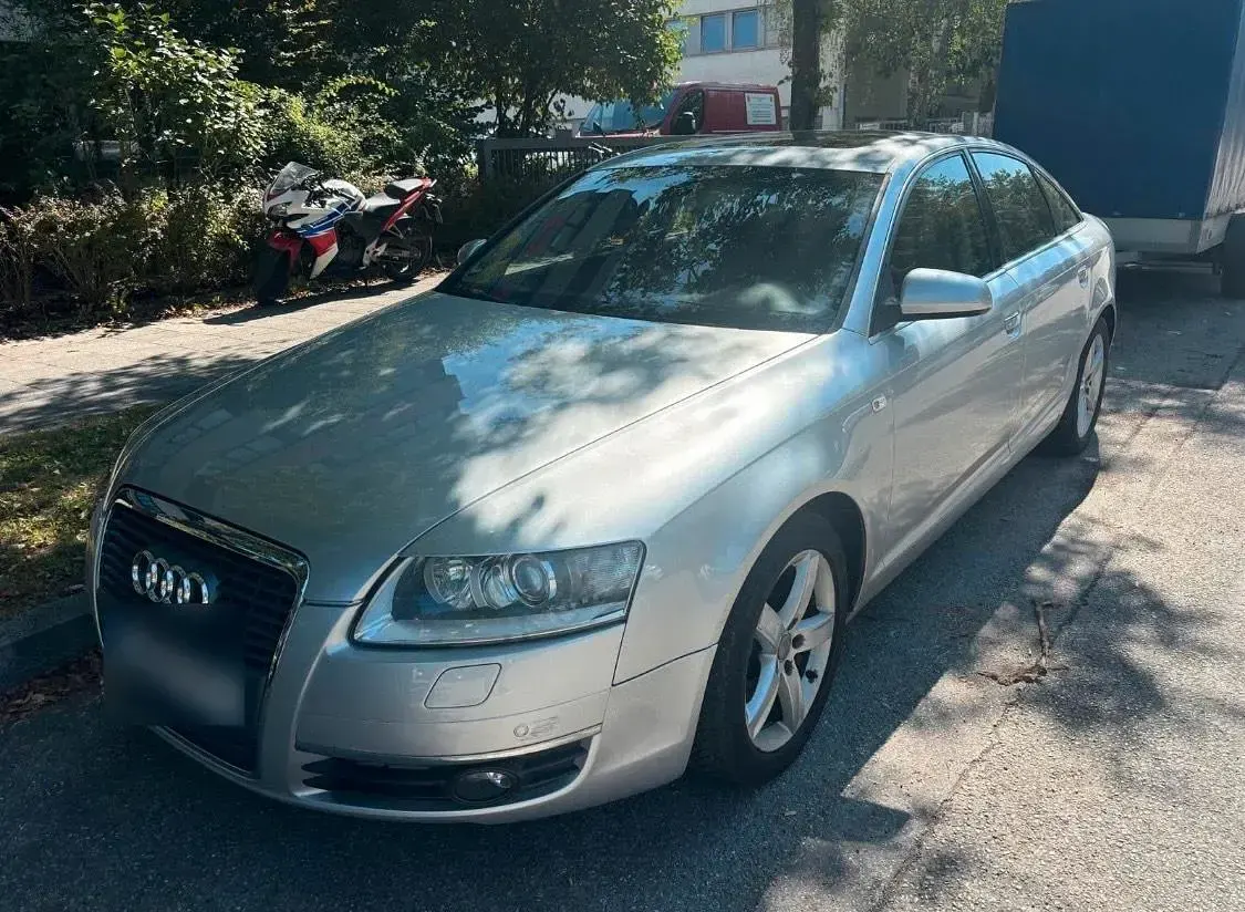 Second-hand Audi A6 224 CP (164 kW) 2005 Argintiu Berlinǎ