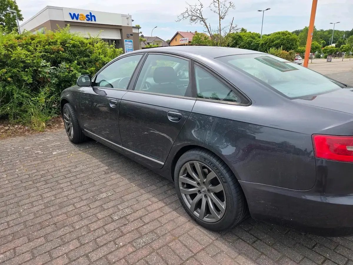 Gebraucht Audi A6 190 PS (139 kW) 2010 Limousine