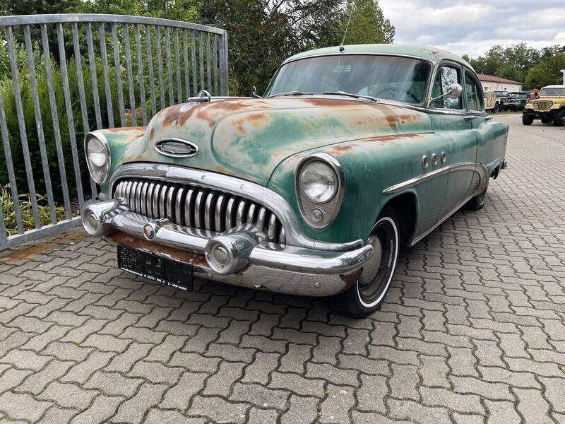 Grün Gebraucht 1953 Buick Special Limousine | 26.675 € - Bild 1/4