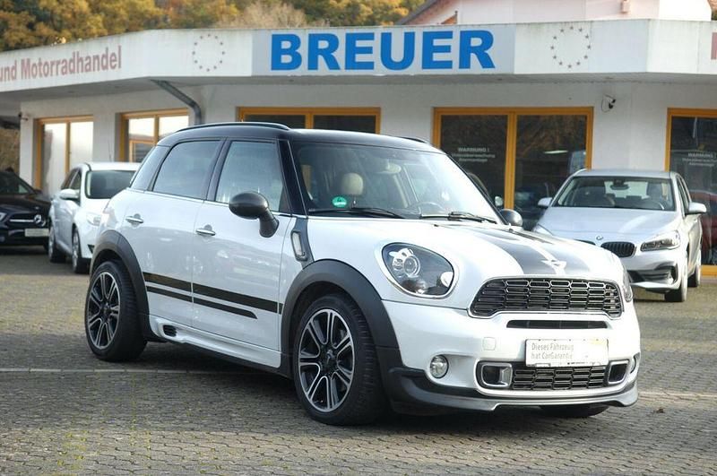 Weiß Gebraucht 2014 Mini John Cooper Works Countryman SUV | 12.880 € (Etwas zu teuer) - Bild 1/4