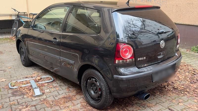 Schwarz Gebraucht 2010 VW Polo Kleinwagen | 1.950 € (Superpreis) - Bild 1/4