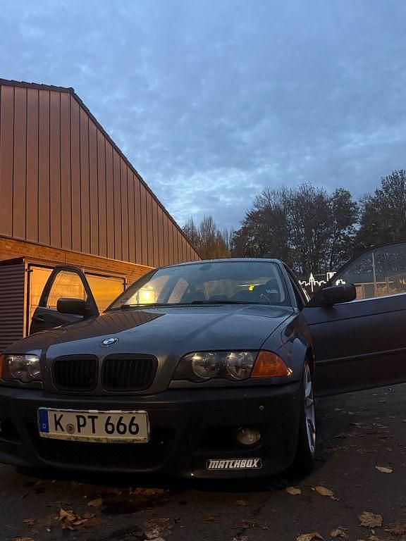 Gebraucht BMW 320 Sport Line 150 PS (110 kW) 1998 Grau Limousine