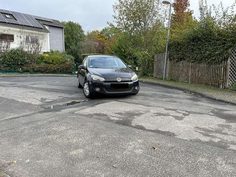 Gebraucht VW Golf VII Style 122 PS (89 kW) 2012 Schwarz Limousine