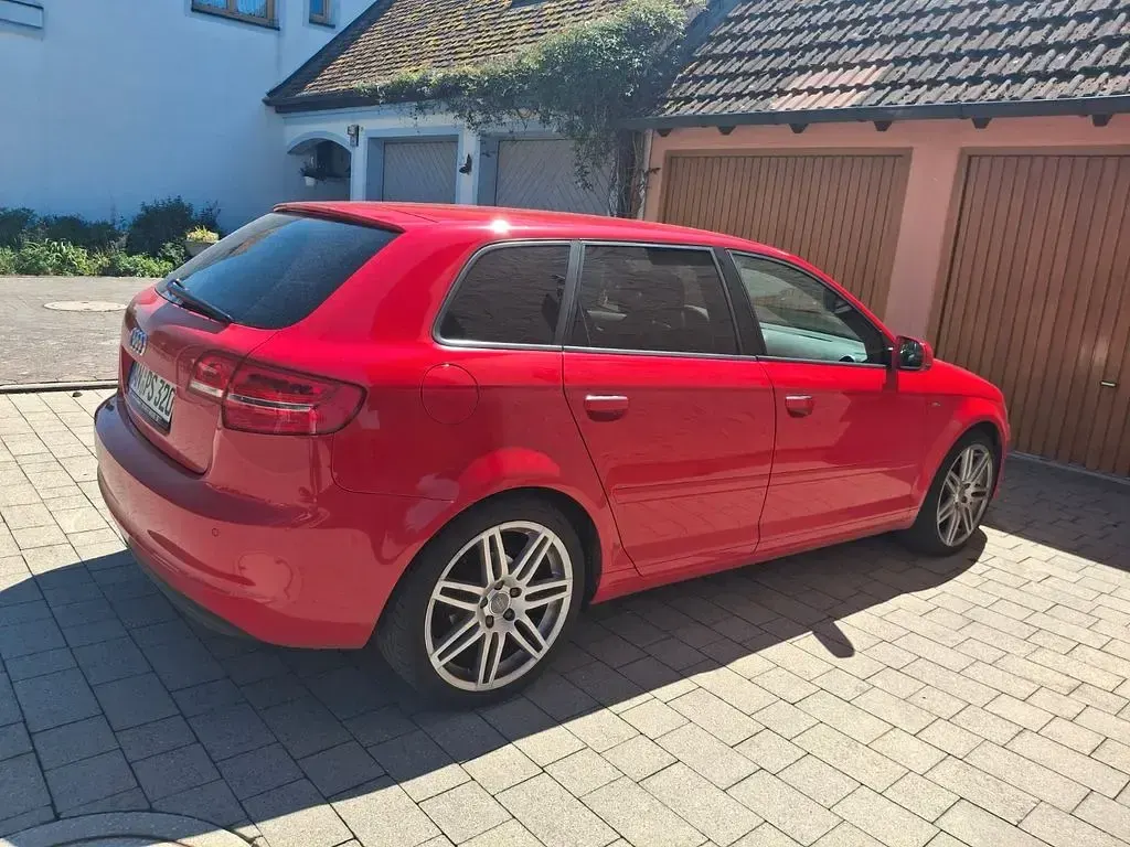 Gebraucht Audi A3 S-Line 125 PS (91 kW) 2012 Rot Kleinwagen