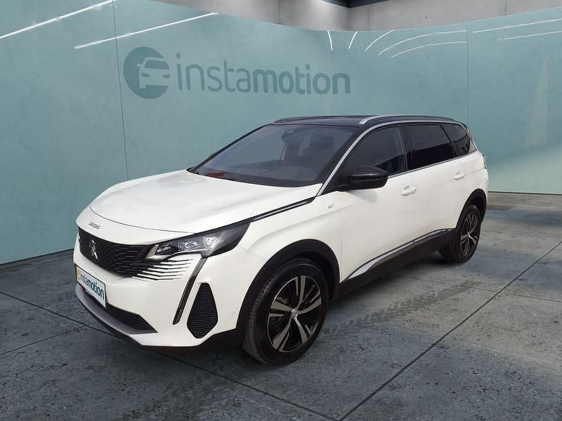Weiß Gebraucht 2023 Peugeot 5008 Van / Kleinbus | 31.799 € (Fairer Preis) - Bild 1/4