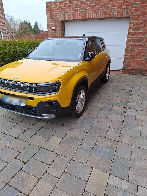 Gebraucht Jeep Avenger EV Summit 114 kW (156 PS) 2023 Gold SUV
