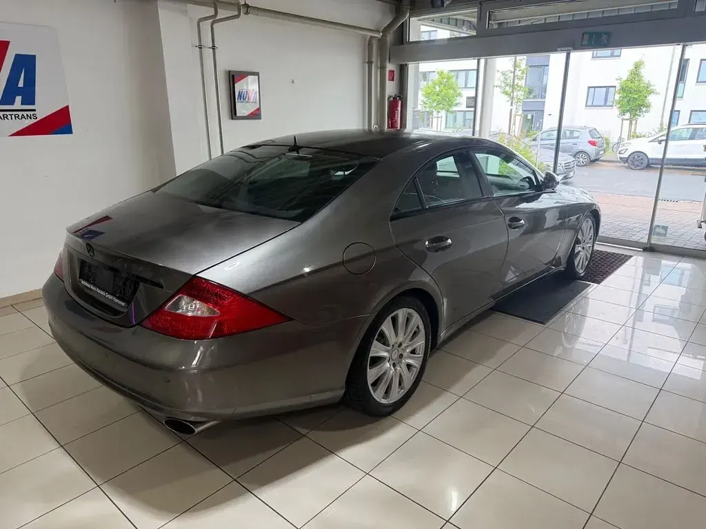 Gebraucht Mercedes CLS350 272 PS (200 kW) 2005 Grau Limousine