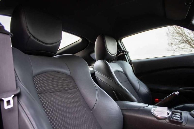 Gebraucht Nissan 370Z GT 328 PS (241 kW) 2012 Weiß Coupé