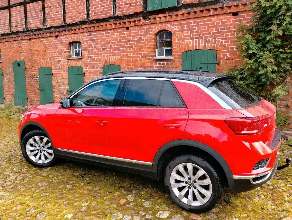 Gebraucht VW T-Roc 110 PS (80 kW) 2022 Rot SUV