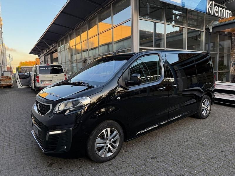 Schwarz Gebraucht 2018 Peugeot Traveller Allure Van / Kleinbus | 28.950 € (Fairer Preis) - Bild 1/4