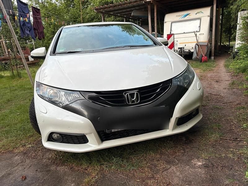 Weiß Gebraucht 2014 Honda Civic Kleinwagen | 6.500 € - Bild 1/4