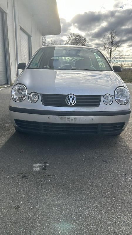 Gebraucht VW Polo United 54 PS (39 kW) 2004 Silber Kleinwagen