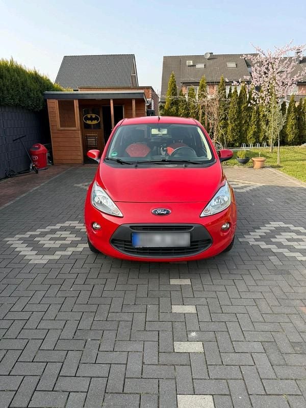 Gebraucht Ford Ka Cool & Sound Edition 69 PS (50 kW) 2014 Rot Kleinwagen