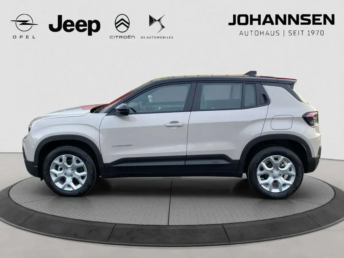 Neu Jeep Avenger Altitude 101 PS (74 kW) 2026 Grau SUV