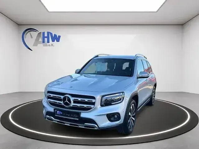 Gebraucht Mercedes GLB220 Progressive 190 PS (139 kW) 2023 Grau SUV
