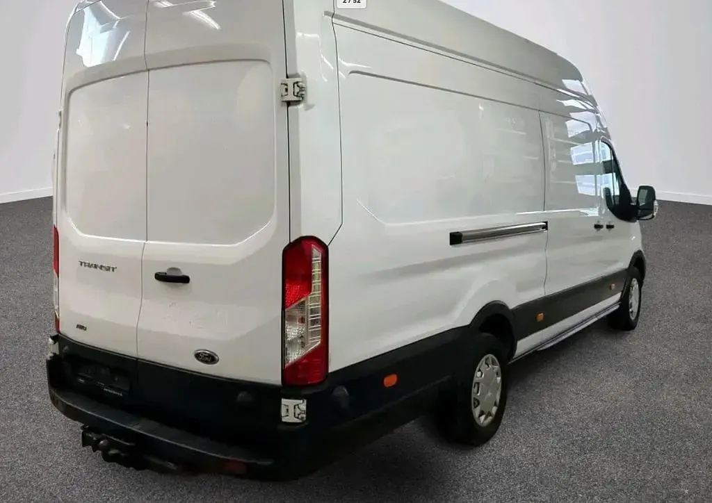 Gebraucht Ford Transit Trend 170 PS (125 kW) 2023 Frozen white Van / Kleinbus