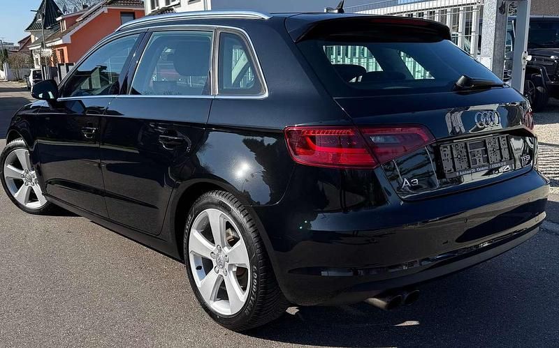 Gebraucht Audi A3 Ambition 125 PS (91 kW) 2015 Mythosschwarz metallic Kleinwagen