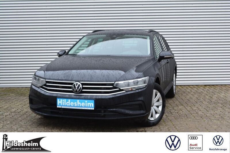 Gebraucht VW Passat Conceptline 150 PS (110 kW) 2023 Schwarz Kombi