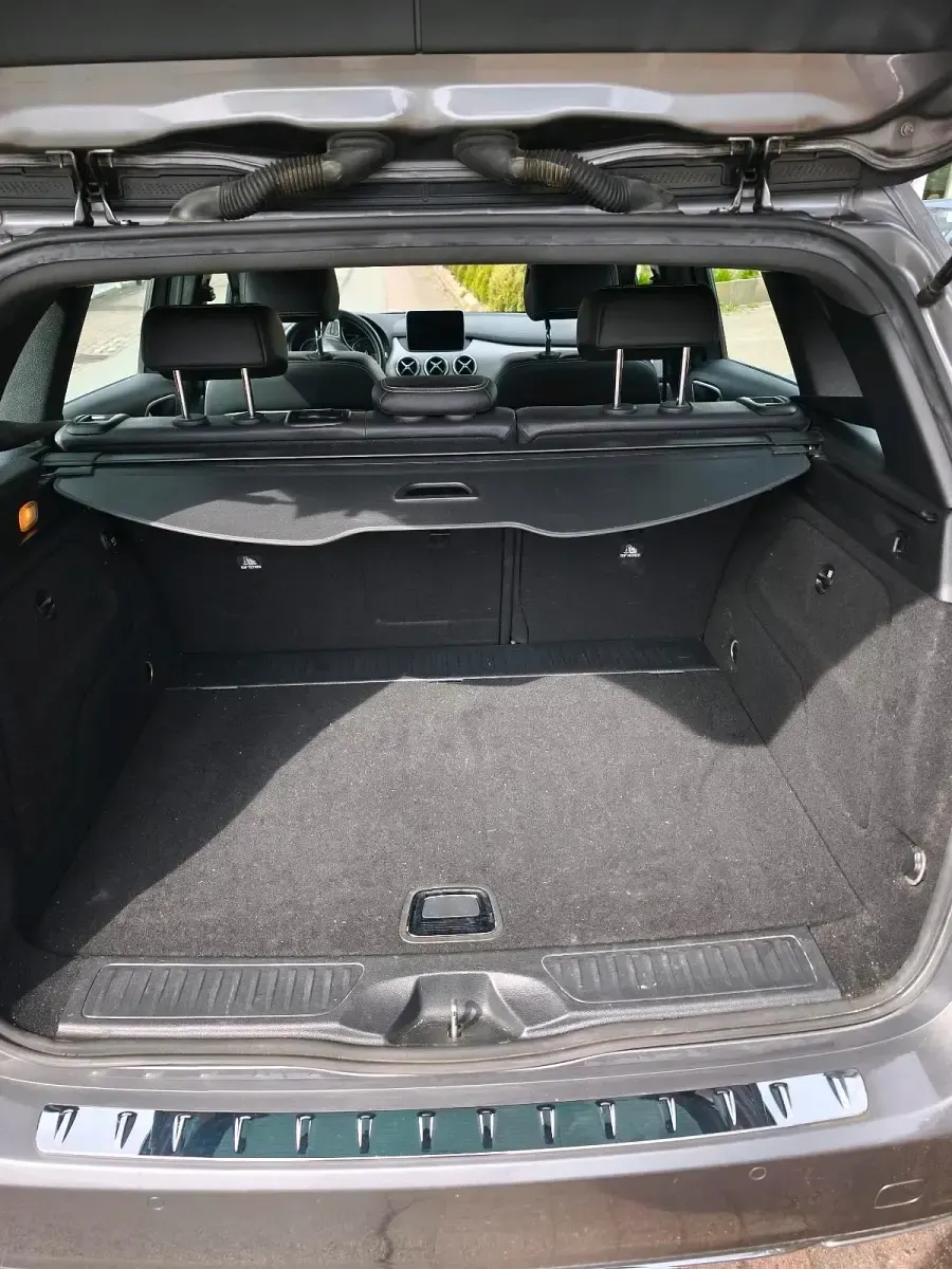 Gebraucht Mercedes 220 177 PS (130 kW) 2016 Grau Van / Kleinbus