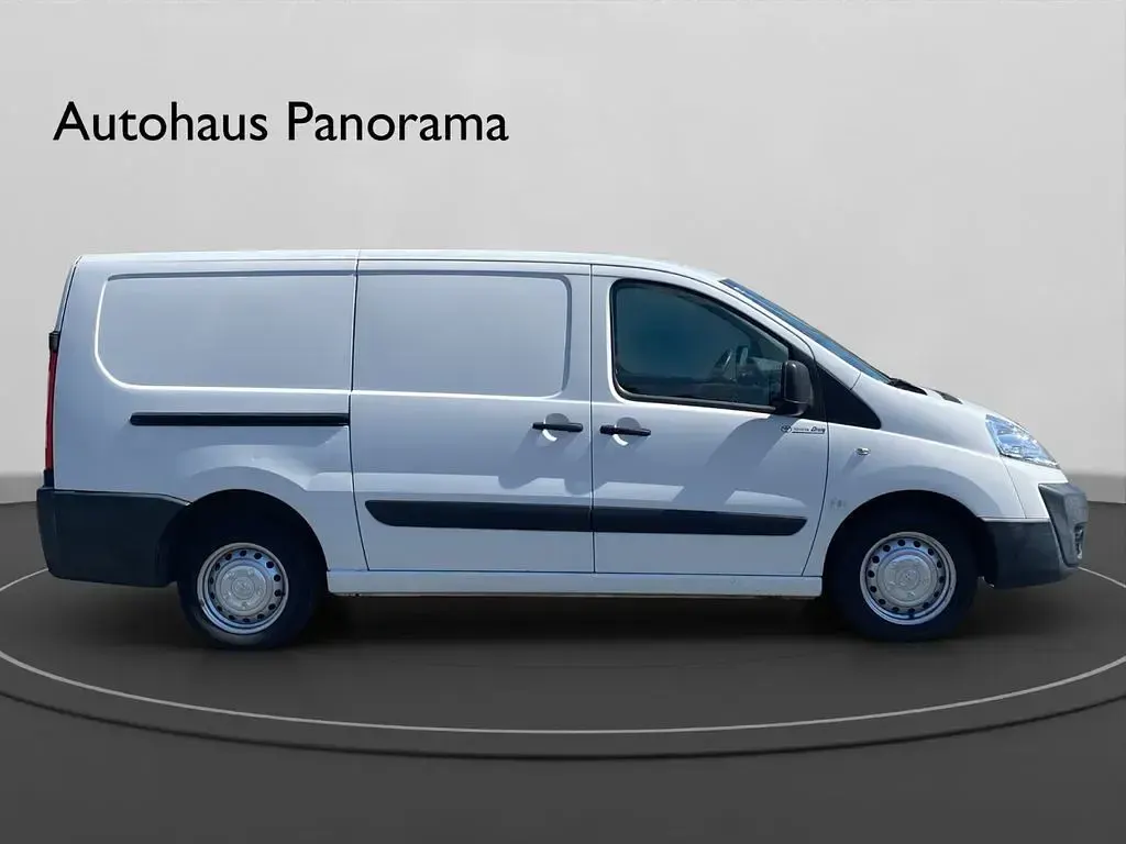 Gebraucht Toyota Proace Comfort 128 PS (94 kW) 2015 Weiß Van / Kleinbus