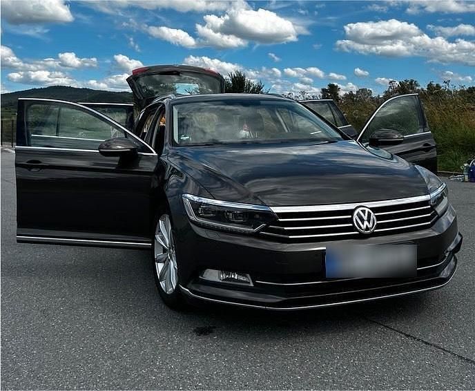 Gebraucht VW Passat Highline 150 PS (110 kW) 2015 Braun Kombi